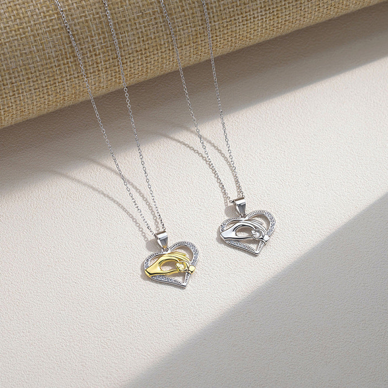 Aurelia-Juwelé Hand In Hand Love Necklace